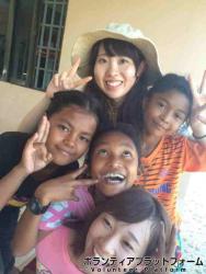 孤児院でわちゃわちゃ ぼらぷらカンボジア スタディツアー