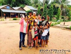 孤児院で出会った子どもたち ぼらぷらカンボジア スタディツアー