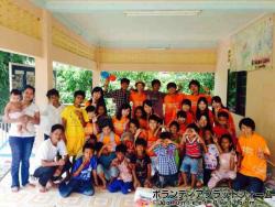 孤児院の子どもたちと一緒に撮りました！ ぼらぷらカンボジア スタディツアー