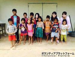 孤児院にて集合写真！ ぼらぷらカンボジア スタディツアー