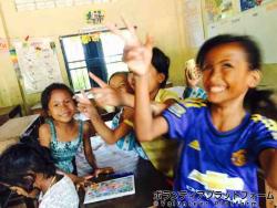子ども達は元気いっぱい！みんな快く歓迎してくれます！ ぼらぷらカンボジア 教育ボランティア
