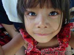 孤児院のお転婆娘！目が綺麗☆ ぼらぷらカンボジア 教育ボランティア