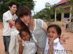 担当していた3年生。大好きなテブとイータンとサリー。 ぼらぷらカンボジア 教育ボランティア