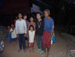 ホストファミリーとお別れ　2011年 ぼらぷらカンボジア 教育ボランティア