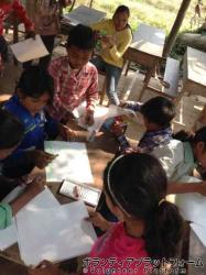 みんなに絵を描いてもらいました^ ^ ぼらぷらカンボジア 教育ボランティア