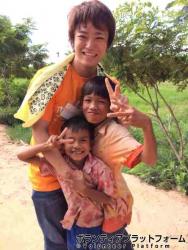 子供たちと。 ぼらぷらカンボジア 教育ボランティア