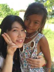 １回目から仲良しのスレリアとはますます絆が深まりました ぼらぷらカンボジア 教育ボランティア