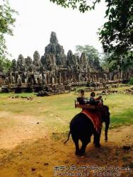 ゾウに乗って遺跡を一周 ぼらぷらカンボジア スタディツアー