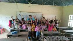 最後はみんなと写真！ ぼらぷらカンボジア 教育ボランティア