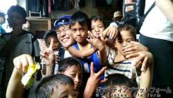 スモーキーマウンテンの子供たちと遊びました ぼらぷらフィリピン　スタディツアー　AE-2015.3.31