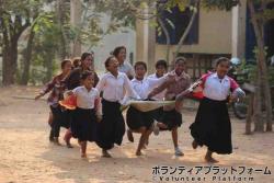自由にのびのび遊ぶ姿が素敵でした！ ぼらぷらカンボジア 教育ボランティア