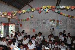 小学校にて ぼらぷらカンボジア スタディツアー