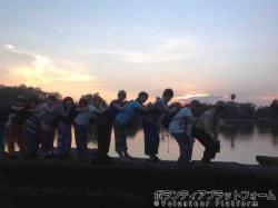 最終日の夕焼け　アンコール・ワット ぼらぷらカンボジア　青年海外協力隊スタディツアー