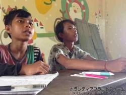 英語の授業 ぼらぷらカンボジア 教育ボランティア