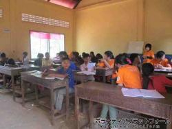 活気あふれる授業です。 ぼらぷらカンボジア 教育ボランティア