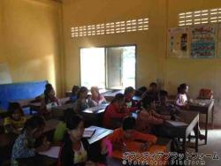 教室の様子 ぼらぷらカンボジア 教育ボランティア
