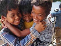 孤児院の子どもたち、素敵な笑顔♫ ぼらぷらカンボジア　スタディツアー 5日間