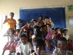 担当のクラスの子ども達と。本当にみんな可愛かった！！ ぼらぷらカンボジア 教育ボランティア