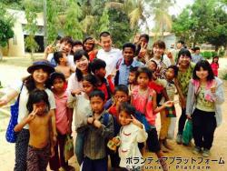 孤児院の子供達と ぼらぷらカンボジア スタディツアー