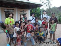 村の子どもたち！ ぼらぷらカンボジア 教育ボランティア