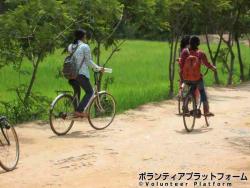 自転車通学も多いです！ ぼらぷらカンボジア 教育ボランティア