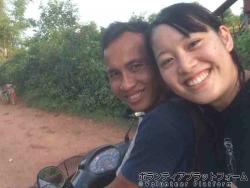 先生のバイクに乗せてもらいました ぼらぷらカンボジア 教育ボランティア