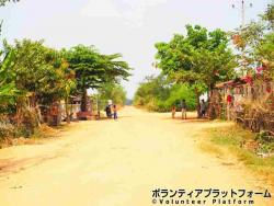 村の道 ぼらぷらカンボジア 教育ボランティア