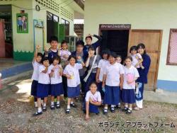 小学校で日本語の授業 ぼらぷらタイ ボランティア