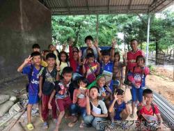 4年生と記念撮影(僕の一番お気に入りの写真) ぼらぷらカンボジア 教育ボランティア