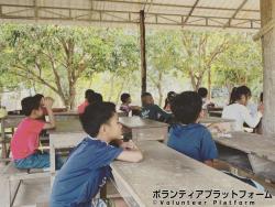 授業中の子供達 ぼらぷらカンボジアSDGs海外ボランティア研修