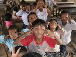 子どもたちは愉快です♪ ぼらぷらカンボジア 教育ボランティア