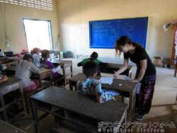 ６年生日本語 ぼらぷらカンボジア 教育ボランティア