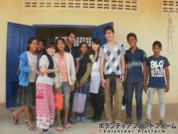 ６年生のクラスと。みんないつも元気いっぱいでクラスに参加してくれました。 ぼらぷらカンボジア 教育ボランティア
