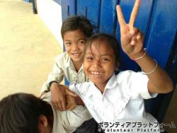 モエ・ピー・バーーーイ（クメール語で１、２、３） ぼらぷらカンボジア 教育ボランティア