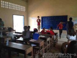 授業風景１ ぼらぷらカンボジア 教育ボランティア