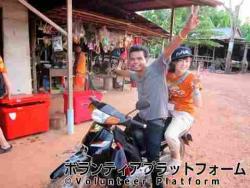 現地スタッフがバイクで送ってくれる日は、家まであっという間です♪ ぼらぷらカンボジア 教育ボランティア