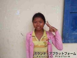 おしゃれ大好きな女の子です＾＾ ぼらぷらカンボジア 教育ボランティア