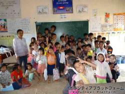 最終日における記念撮影(*^_^*) ぼらぷらカンボジア 教育ボランティア