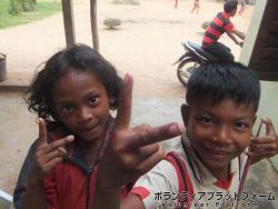 元気いっぱいの孤児院の子供たちの笑顔 ぼらぷらカンボジア スタディツアー