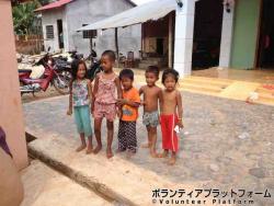 孤児院の子どもたち ぼらぷらカンボジア スタディツアー