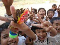笑顔が素敵 ぼらぷらカンボジア 教育ボランティア