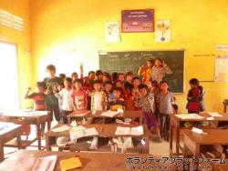 最終日の集合写真 ぼらぷらカンボジア 教育ボランティア