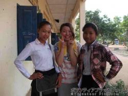 美人3人組！ ぼらぷらカンボジア 教育ボランティア