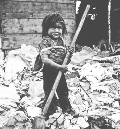児童労働の現場写真