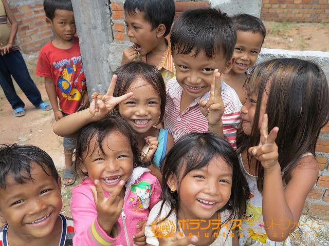 現地ではこんなに可愛い子どもたちが待っています 海外ボランティア 学生募集 Ngoボランティアプラットフォーム